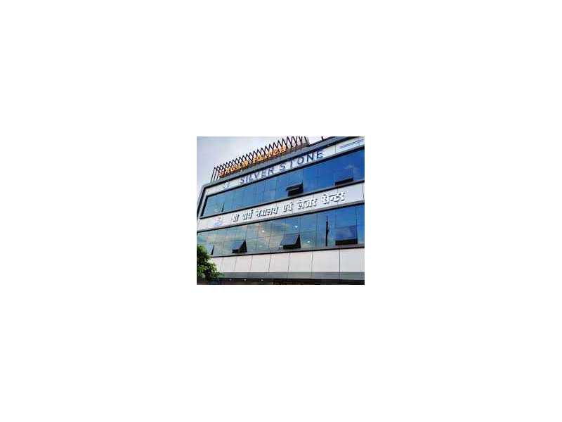 shree-parth-netralaya-and-laser-centre-small-0