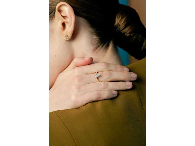 anniversary-jewellery-gifts-celebrate-love-with-something-that-lasts-small-0