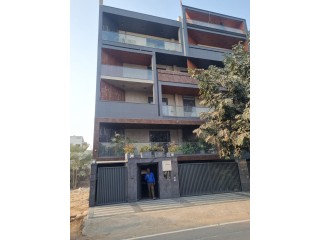 4BHK luxury Builder Floor in DLF Phase 1, Gurgaon