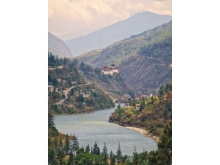 Discover the Enchanting Beauty of Kashmir Great Lakes Trek