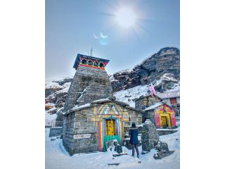 unveil-indias-wonders-with-our-exclusive-tour-packages-small-4