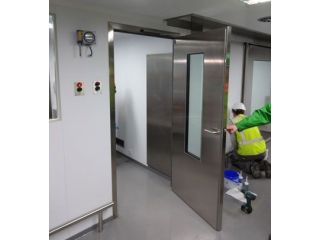 temperature-controlled-cold-room-doors-small-0