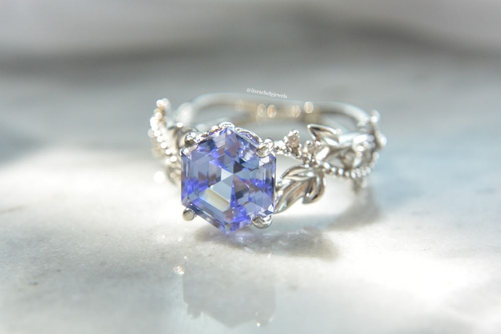 shop-premium-tanzanite-engagement-rings-online-big-0