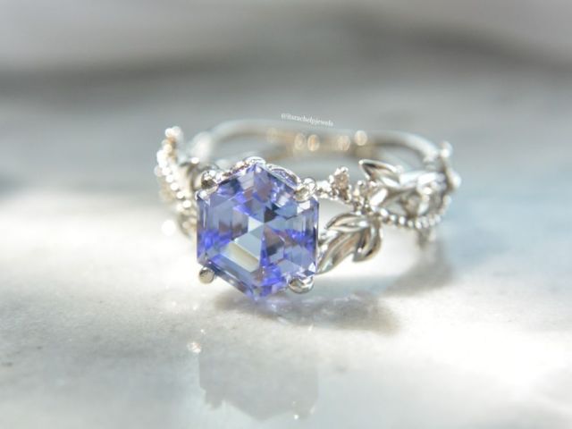 shop-premium-tanzanite-engagement-rings-online