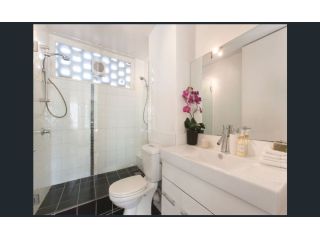 fully-furnished-studio-for-rent-sgd-800-small-2