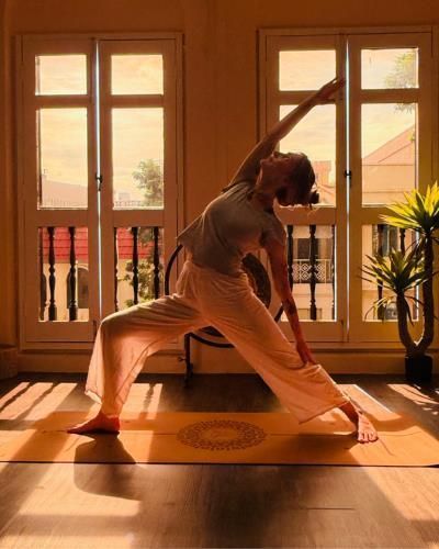 200-hour-yoga-teacher-training-in-singapore-big-2