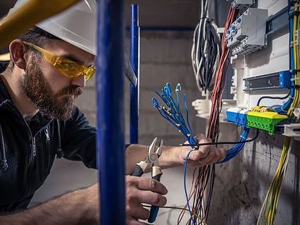 expert-electrical-maintenance-contractors-in-singapore