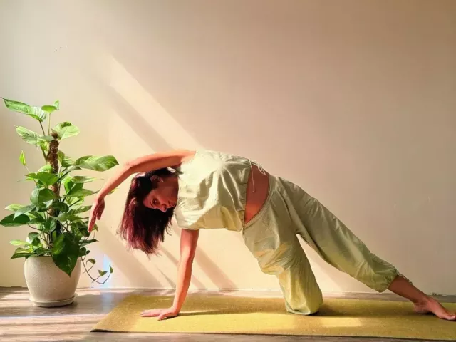 womens-hormonal-balance-yoga-workshop-in-singapore