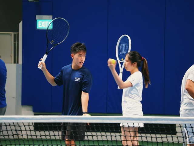 master-the-game-with-high-performance-tennis-classes-singapore