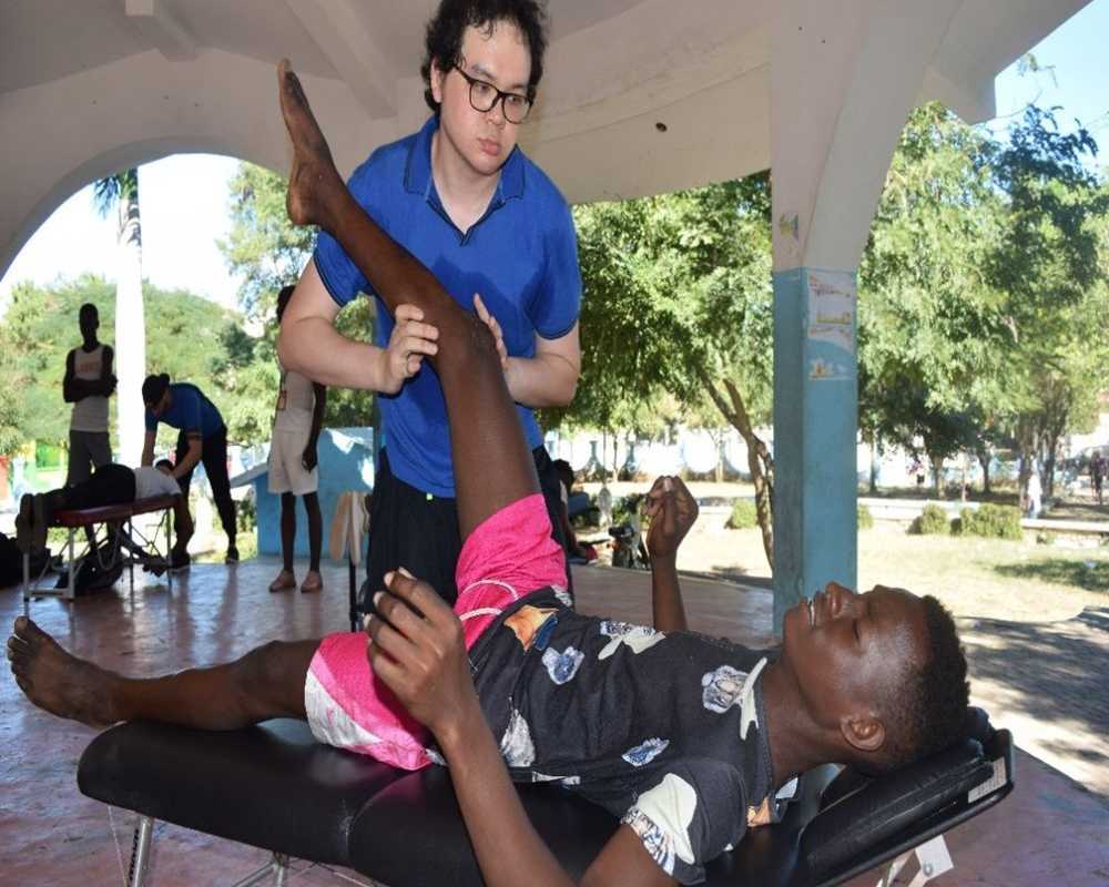 chiropractor-singapore-dr-chiro