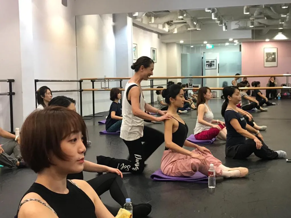 adult-ballet-lessons-near-me-start-dancing-with-confidence-big-0