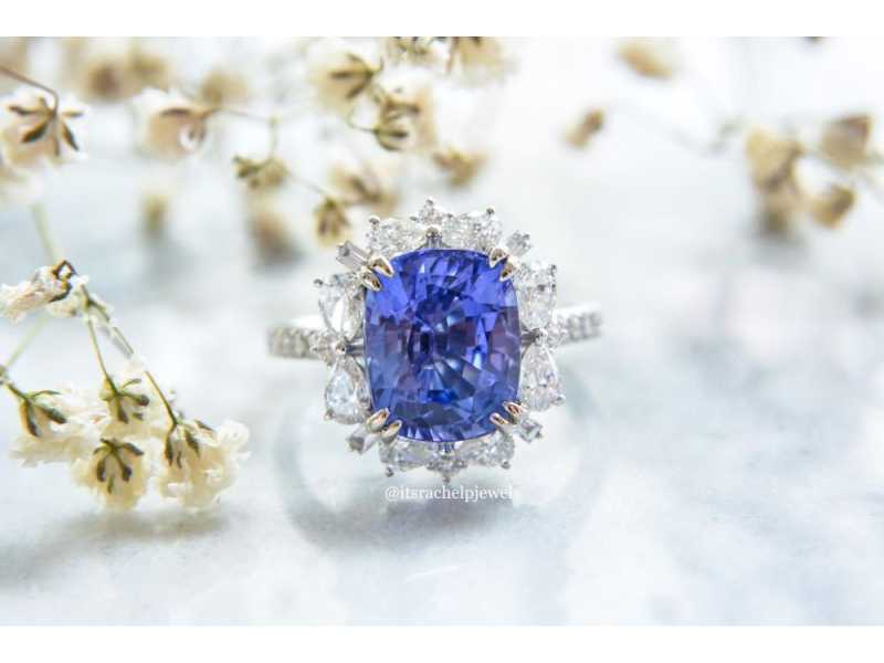 elegant-tanzanite-engagement-rings-for-timeless-romance-small-0