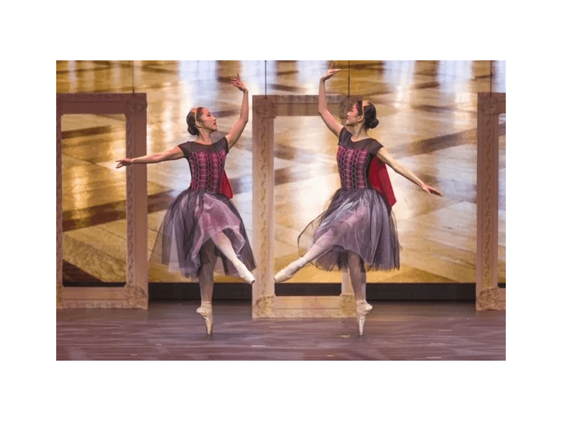adults-ballet-class-singapore-for-beginners-experienced-dancers-small-0