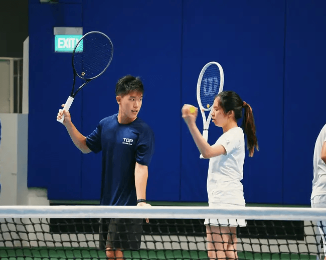 group-tennis-lessons-singapore-top-tennis-hub