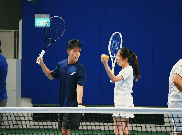 group-tennis-lessons-singapore-top-tennis-hub-big-0
