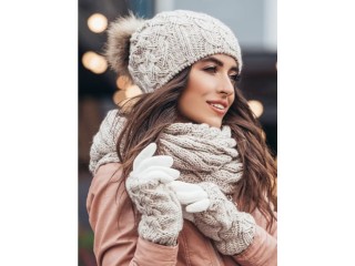 Elevate Your Style With Chic Women's Hat And Scarf Set!