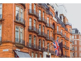 What are the benefits of guaranteed rent for landlords in London?
