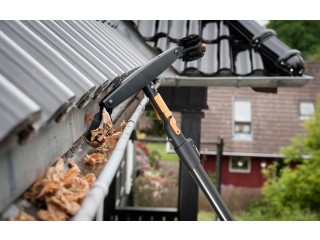 Best Service for Gutter Cleaning in Laindon