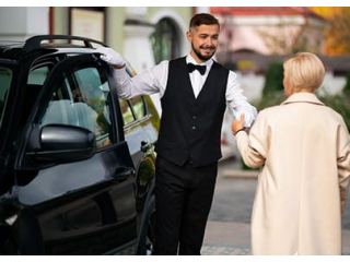 Experience Luxury with Our Chauffeur Service