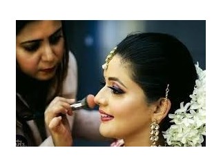 Learn to Master Bridal Makeup Online Today