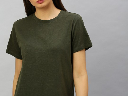 roadster-women-olive-green-solid-round-neck-t-shirt-big-0