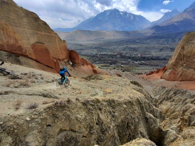 upper-mustang-cycling-tour-epic-mountain-bike-journey-in-nepal