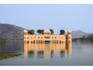 jaipur-adventures-culture-cuisine-and-colors-small-0