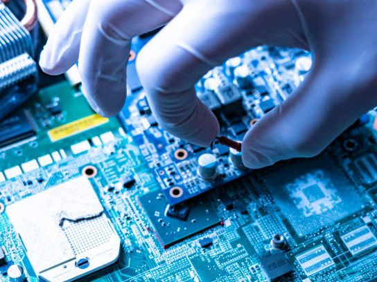 why-aimtron-leads-pcb-assembly-manufacturing-in-illinois