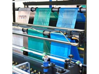 why-choose-gusseted-poly-bags-for-flexible-bulk-packaging-small-2