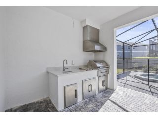 luxury-affordable-vacation-homes-in-florida-family-pet-friendly-rentals-small-4