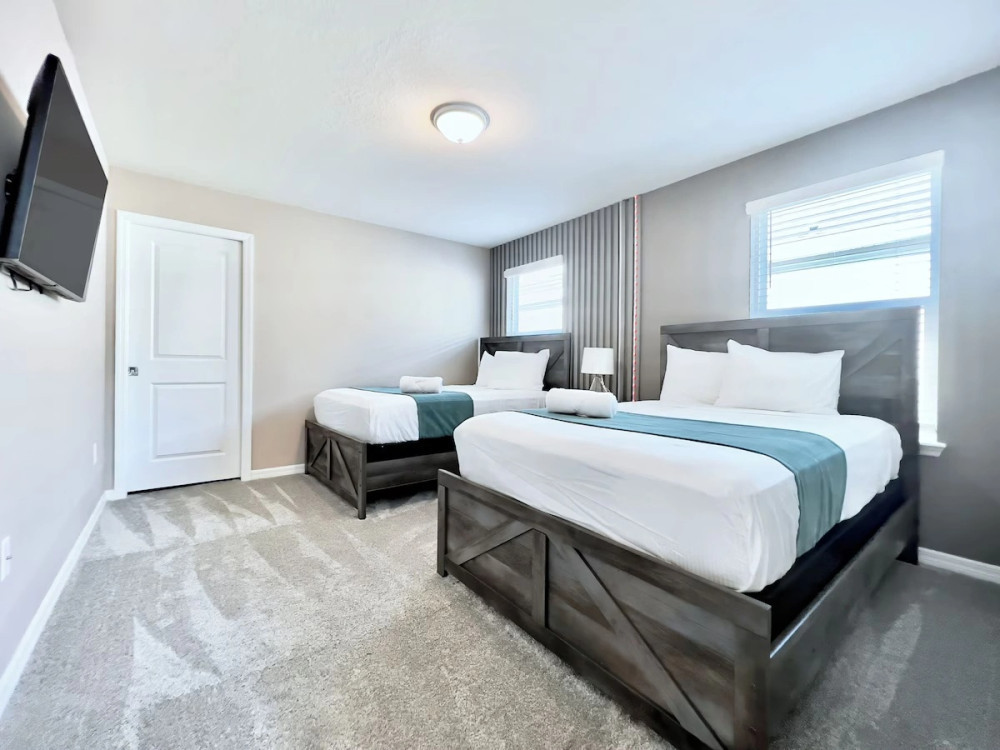 your-home-away-from-home-florida-villas-vacation-stays-big-4