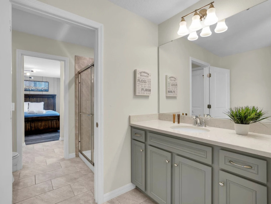 florida-vacation-resorts-with-amenities-luxury-homes-family-stays-airfvh-big-4