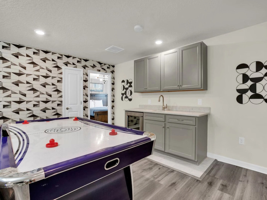 florida-rental-home-discounts-affordable-luxury-vacation-homes-airfvh-big-2