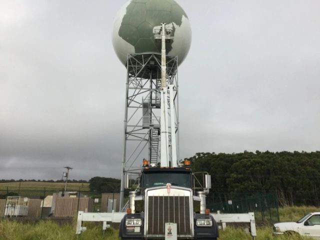 trusted-cranes-in-hawaii-rental-and-lifting-solutions-arborist-services
