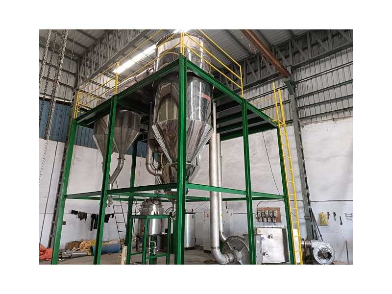 spray-dryer-transform-liquids-into-fine-powders-kerone-small-0