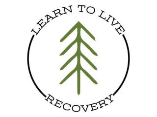 healing-in-the-heartland-how-equine-therapy-supports-recovery-at-learn-to-live-recovery-small-3