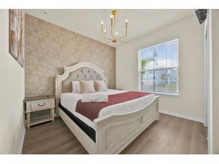 davenport-vacation-rentals-florida-with-private-pool-small-3