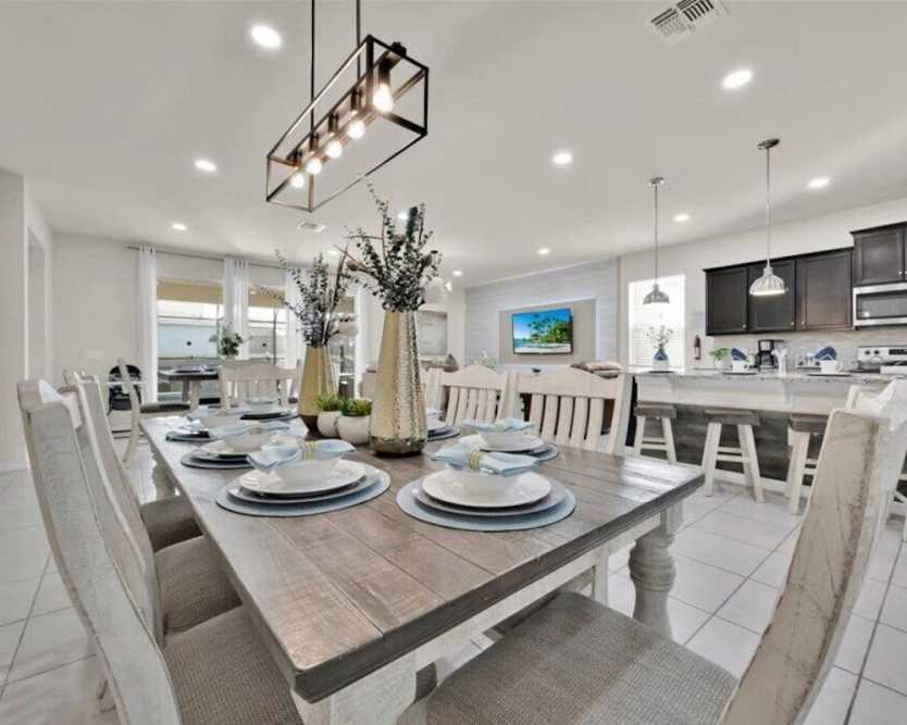 secure-vacation-home-booking-florida