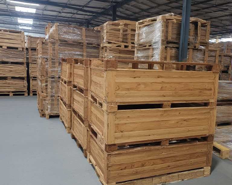 wooden-shipping-crates-manufactured-in-marengo-usa