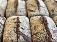 fresh-bread-bakery-cathedral-city-for-warm-local-bakes