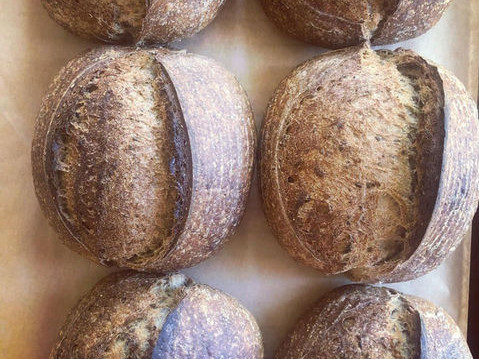 artisan-organic-bread-bakery-palm-springs-big-0