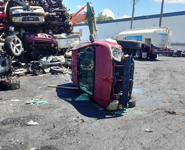 junk-vehicle-removal-cash-pickup-free-towing-big-2