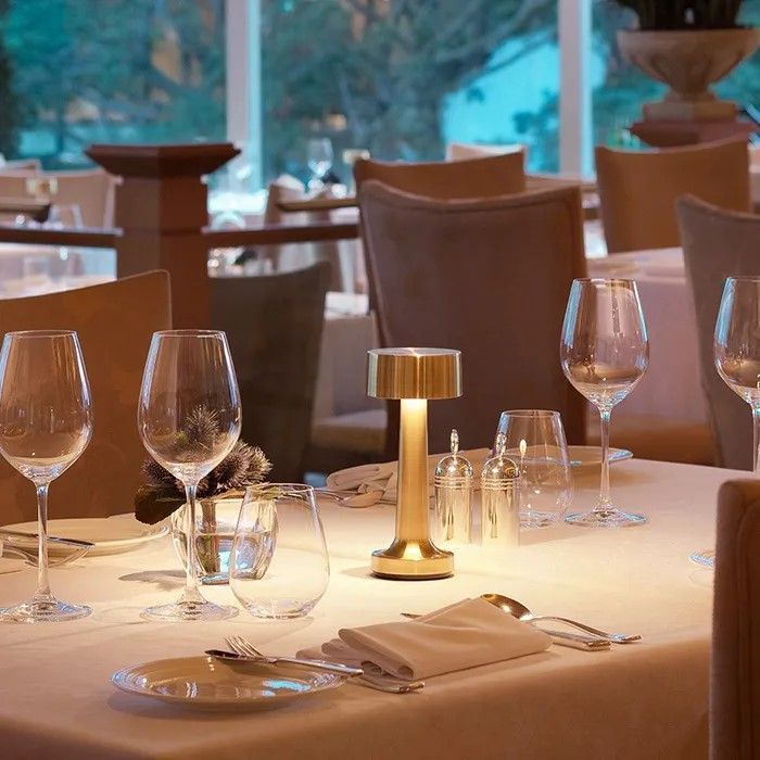 portable-table-lamp-for-bar-cafe-big-0