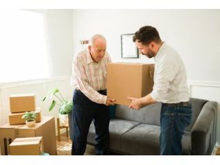 senior-moving-in-phoenix-with-smoothtransitions-support-small-0