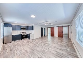 how-las-vegas-modern-apartments-elevate-everyday-living-small-0