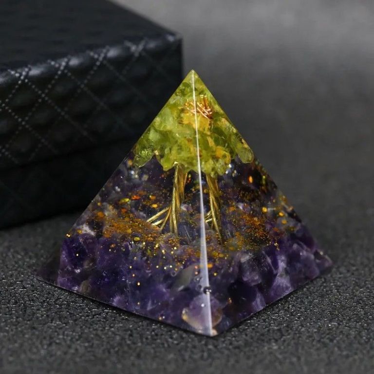 tiger-eye-orgonite-pyramid-energy-meditation-crystal-big-0