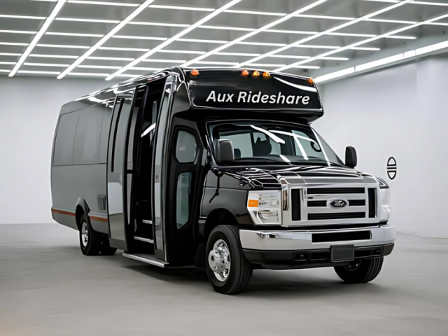 aux-limousine-service-for-luxury-group-travel