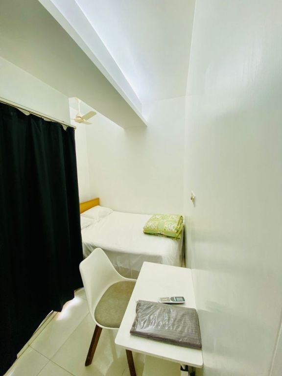 ready-furnished-2-room-apartment-bashundhara-ra-big-4