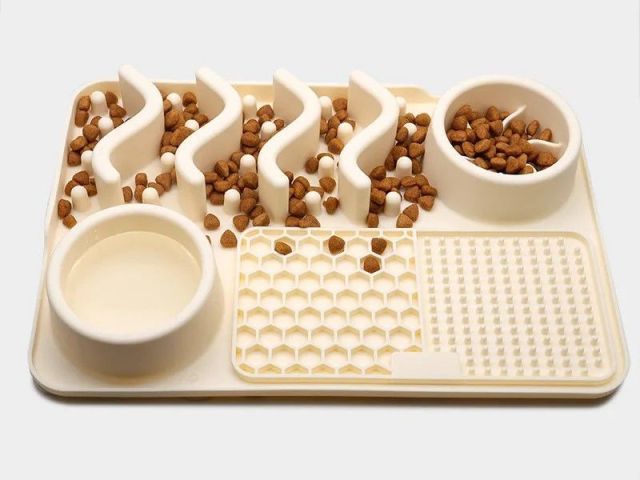 dog-silicone-licking-pad-calming-pet-mat