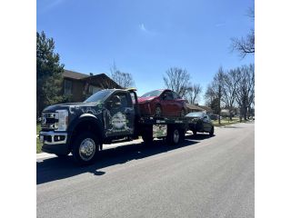 flatbed-tow-truck-in-elk-grove-village-fast-reliable-towing-small-1